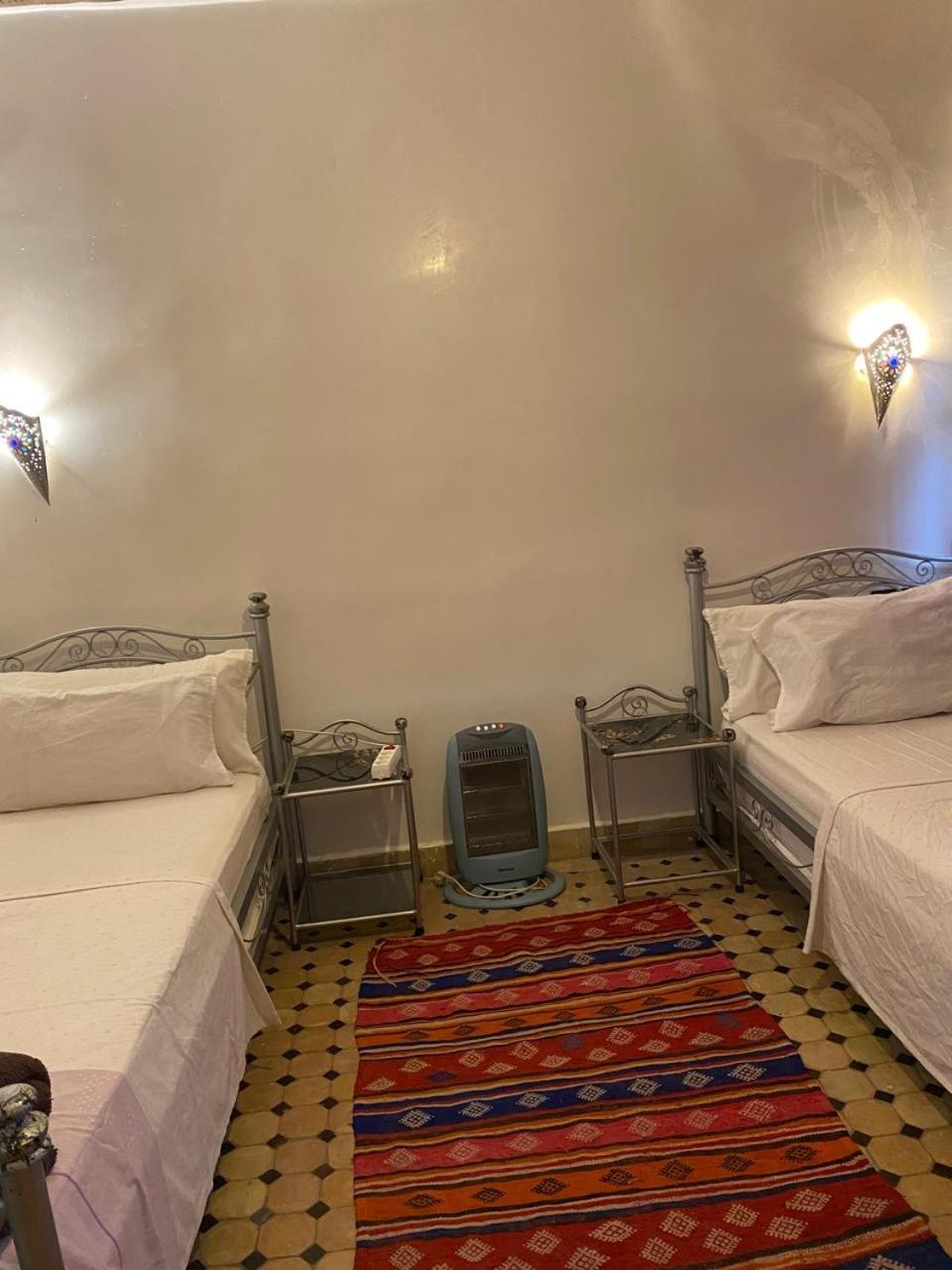 Appartamento Dar Hassbia Fez Esterno foto