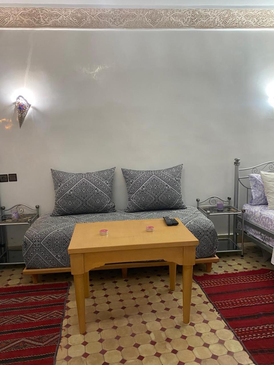 Appartamento Dar Hassbia Fez Esterno foto